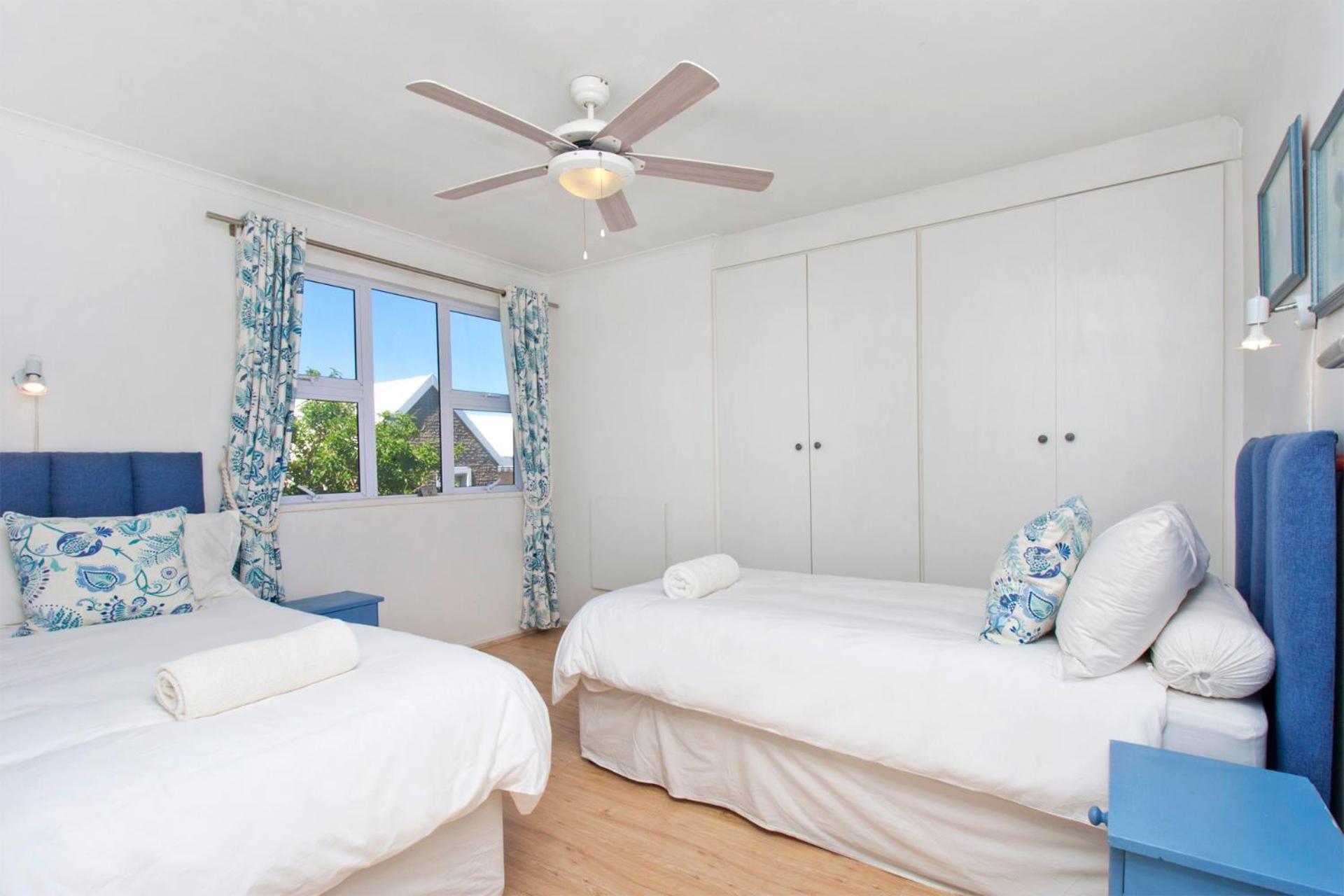 Atlantic Dream Beachfront Villa สคาร์โบโร ภายนอก รูปภาพ