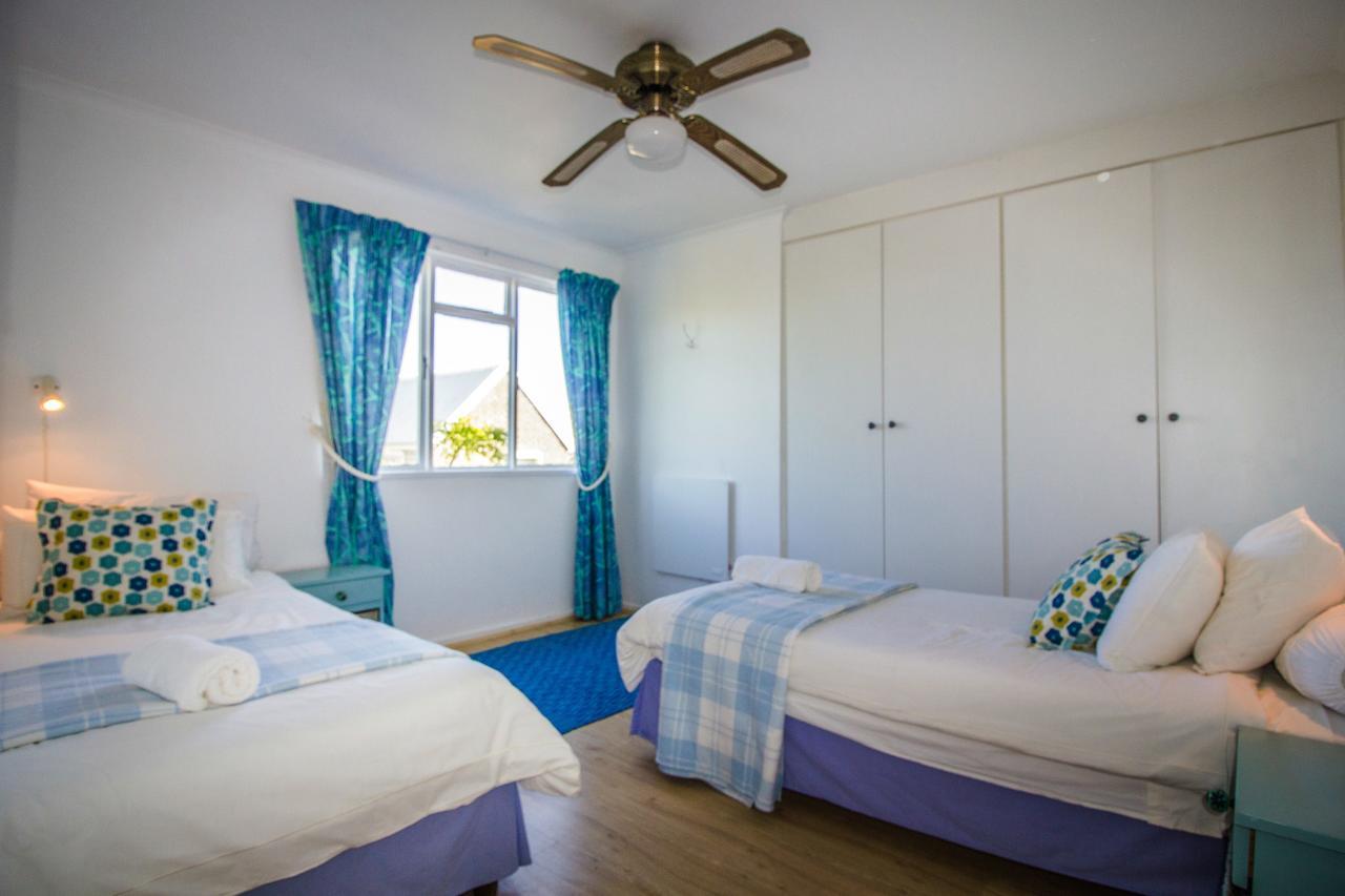 Atlantic Dream Beachfront Villa สคาร์โบโร ภายนอก รูปภาพ